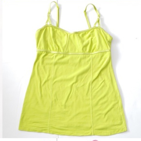 ❤️ Lululemon Ariel tank in bright yellow